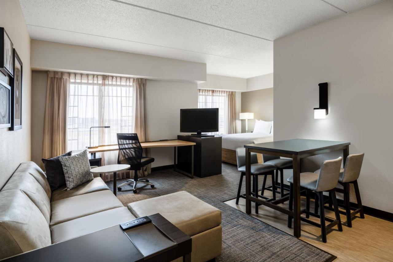 By Marriott Chicago 3* Oak Brook